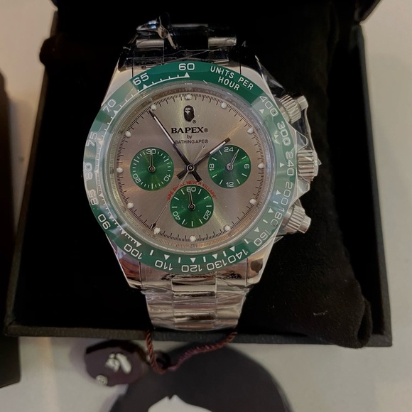 BAPEX Watch - Picture 2 of 2